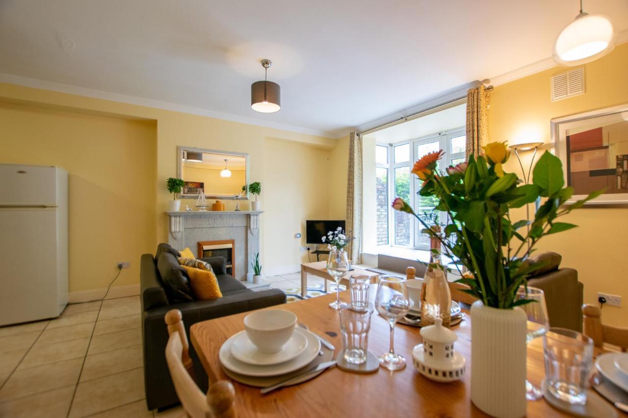 126 - Gort Na Coiribe 4 Bedroom Duplex, By Shortstays Galway Eksteriør bilde