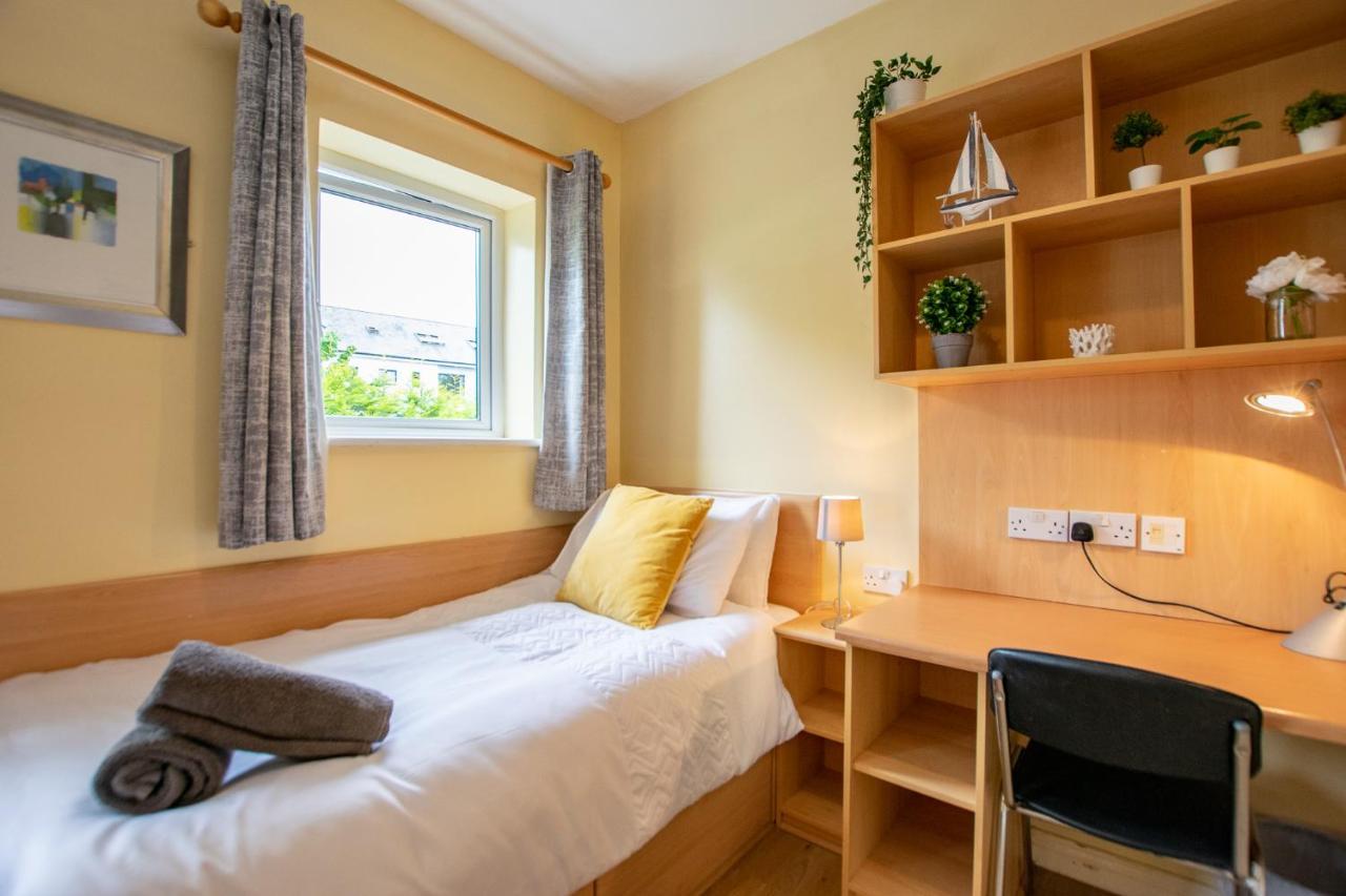 126 - Gort Na Coiribe 4 Bedroom Duplex, By Shortstays Galway Eksteriør bilde