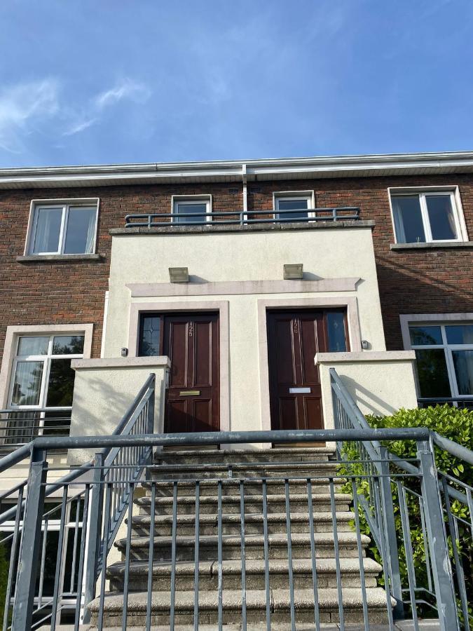 126 - Gort Na Coiribe 4 Bedroom Duplex, By Shortstays Galway Eksteriør bilde