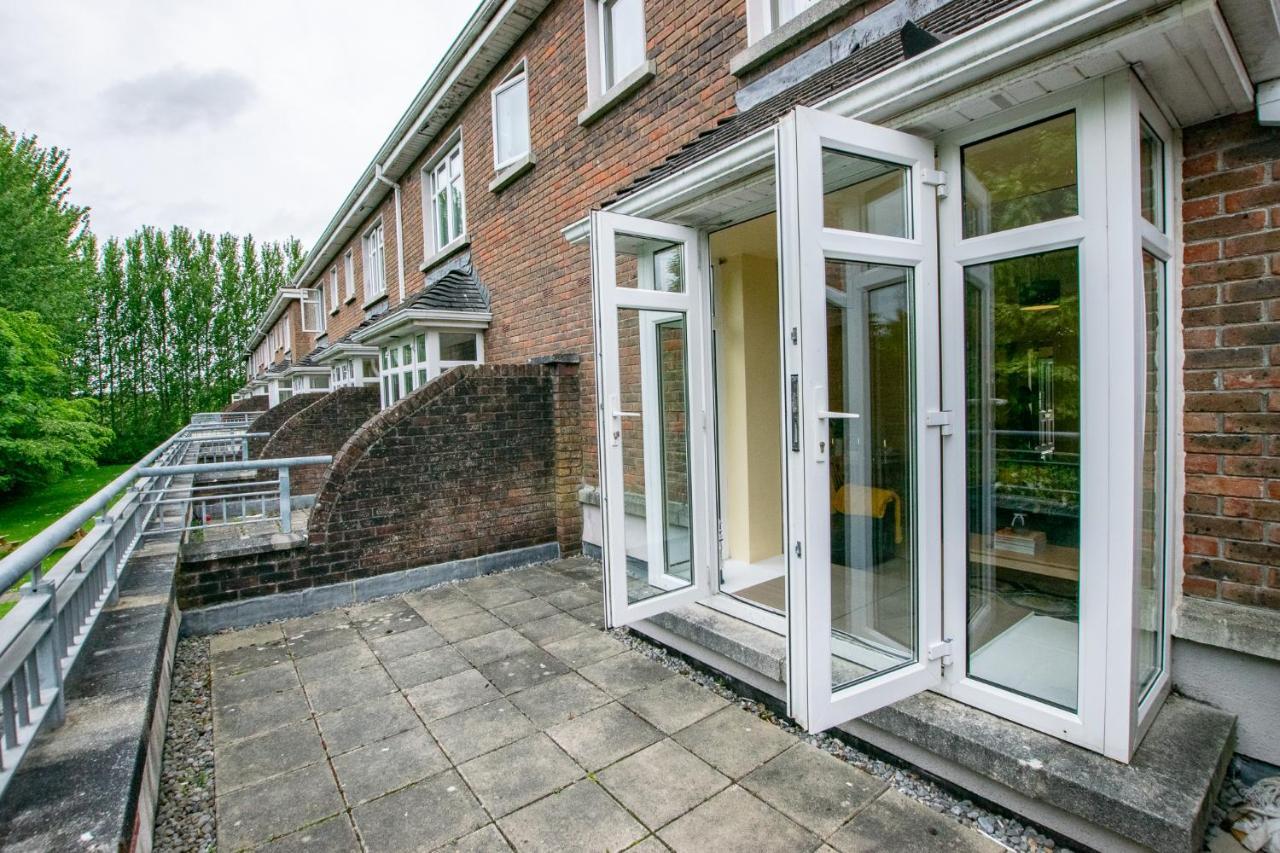 126 - Gort Na Coiribe 4 Bedroom Duplex, By Shortstays Galway Eksteriør bilde
